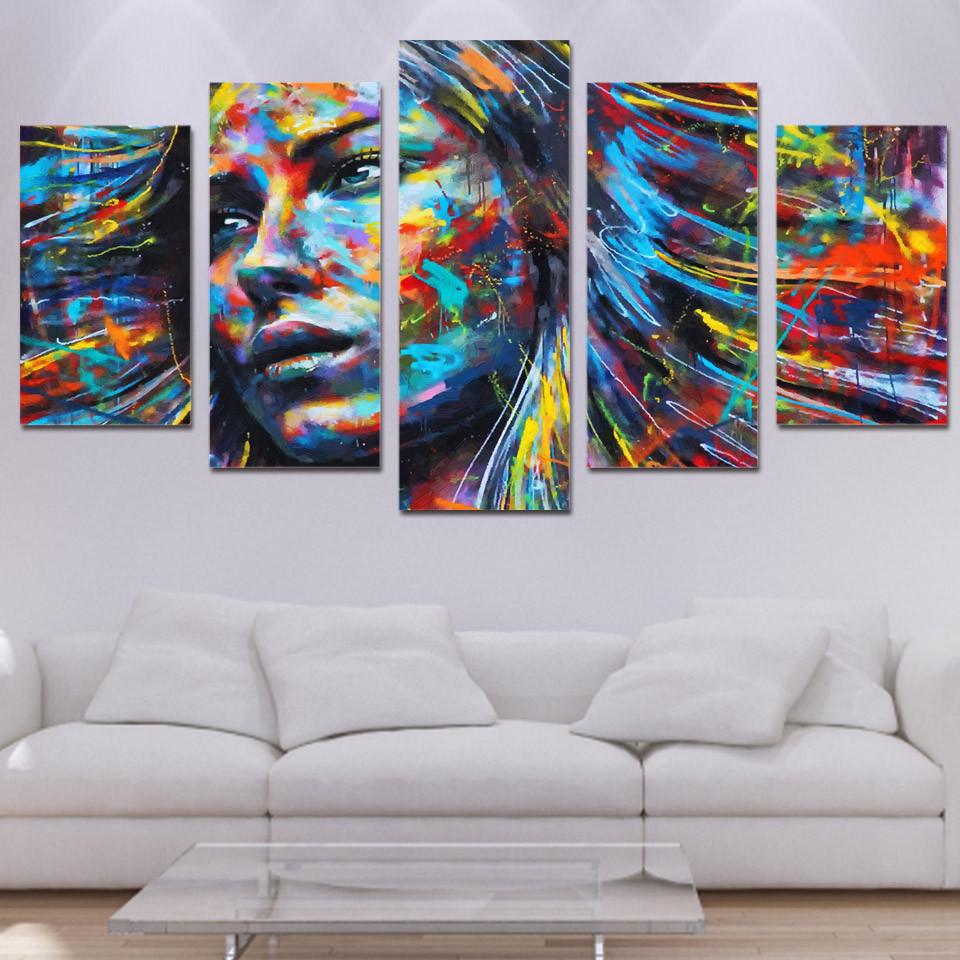 Colorful Woman | tableau | STIKEO.COM